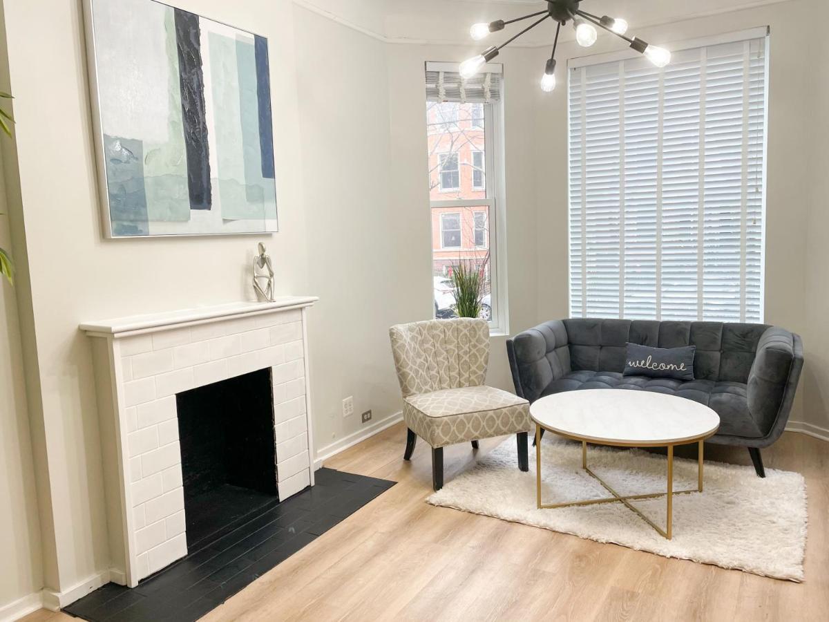 Wrigleyville Friends Unit - 5Bdrm Chicago Bagian luar foto