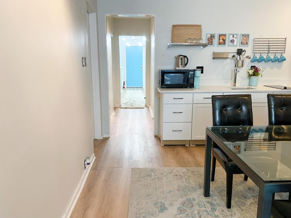 Wrigleyville Friends Unit - 5Bdrm Chicago Bagian luar foto